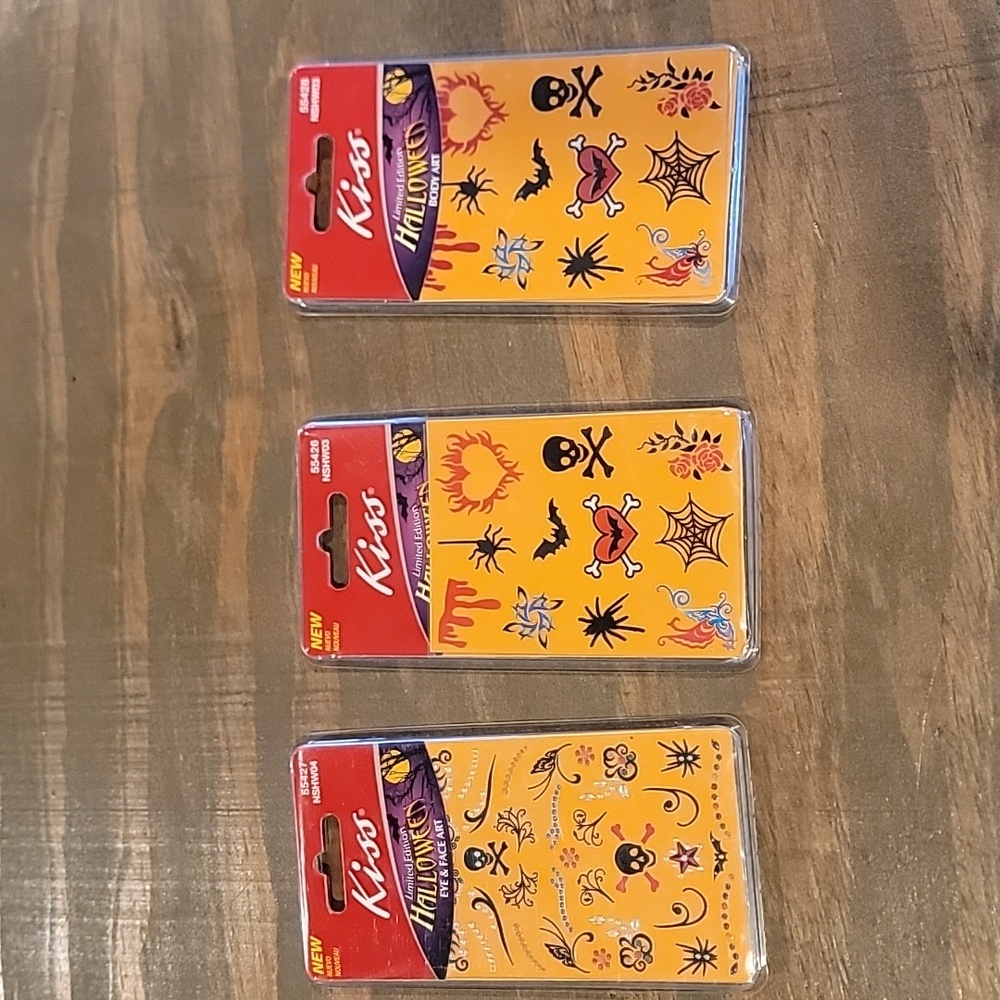 Kiss Halloween  gace and body Art Kit 3 pks